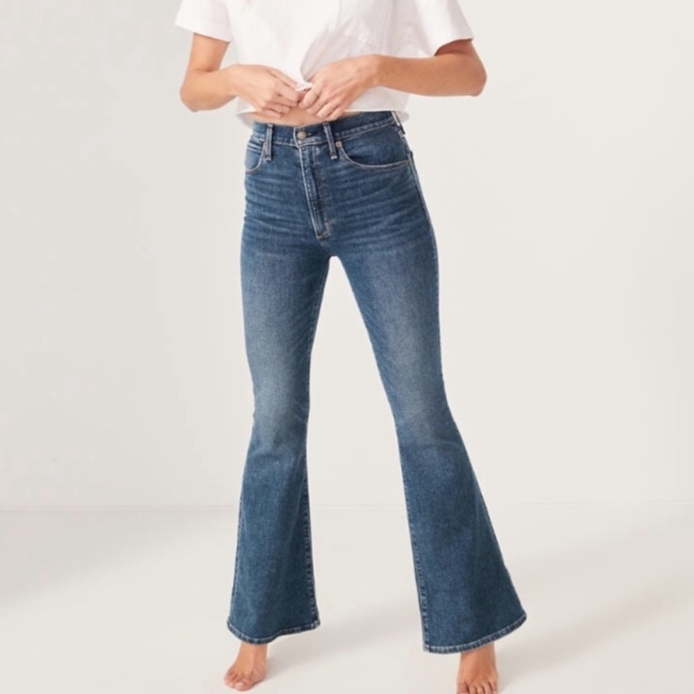 Abercrombie & Fitch Ultra High Rise Flare Jean